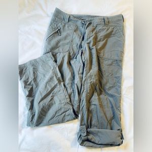 The North Face Roll Up Pant